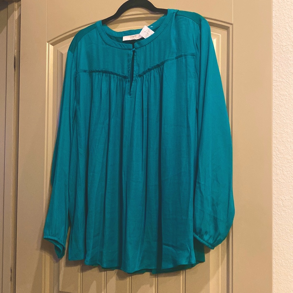 LOFT 22plus mixed media top NWT